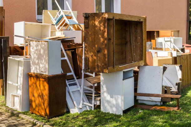Best Garage Cleanout  in Fincastle, TN